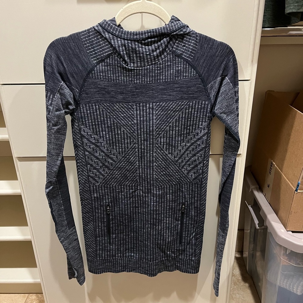 Lululemon hooded pullover